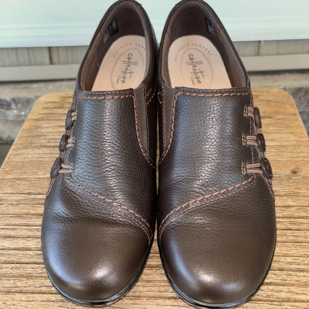 Clarks Shoes Women 9 M Brown Leather Buttons Slip On Comfort Flats 261400474065